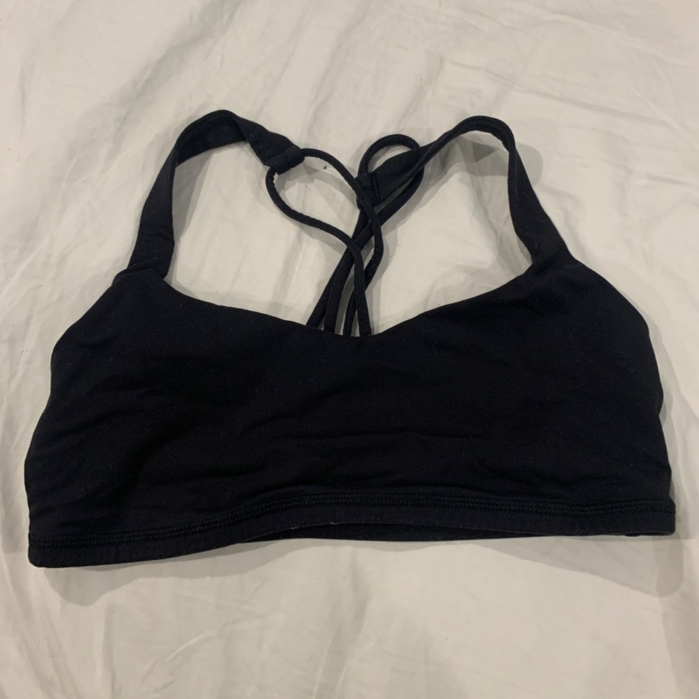 Lululemon sports bra
